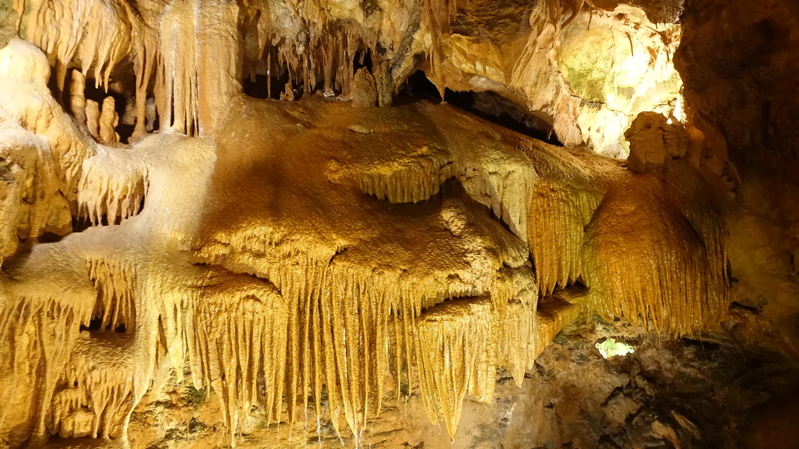 Mira de Aire Caves in Portugal